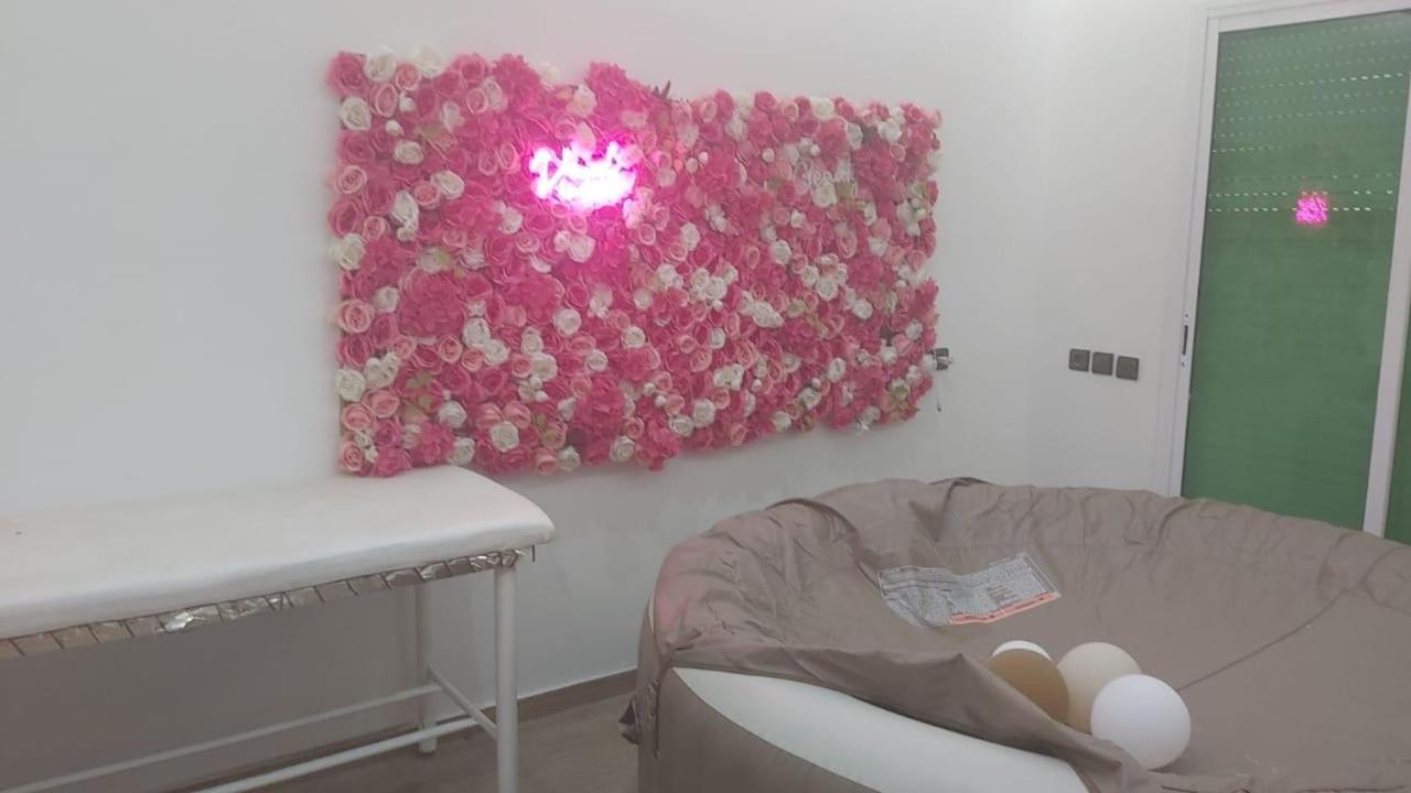Centre T3 Jacuzzi Prive 2 Min De La Gare Apartamento *